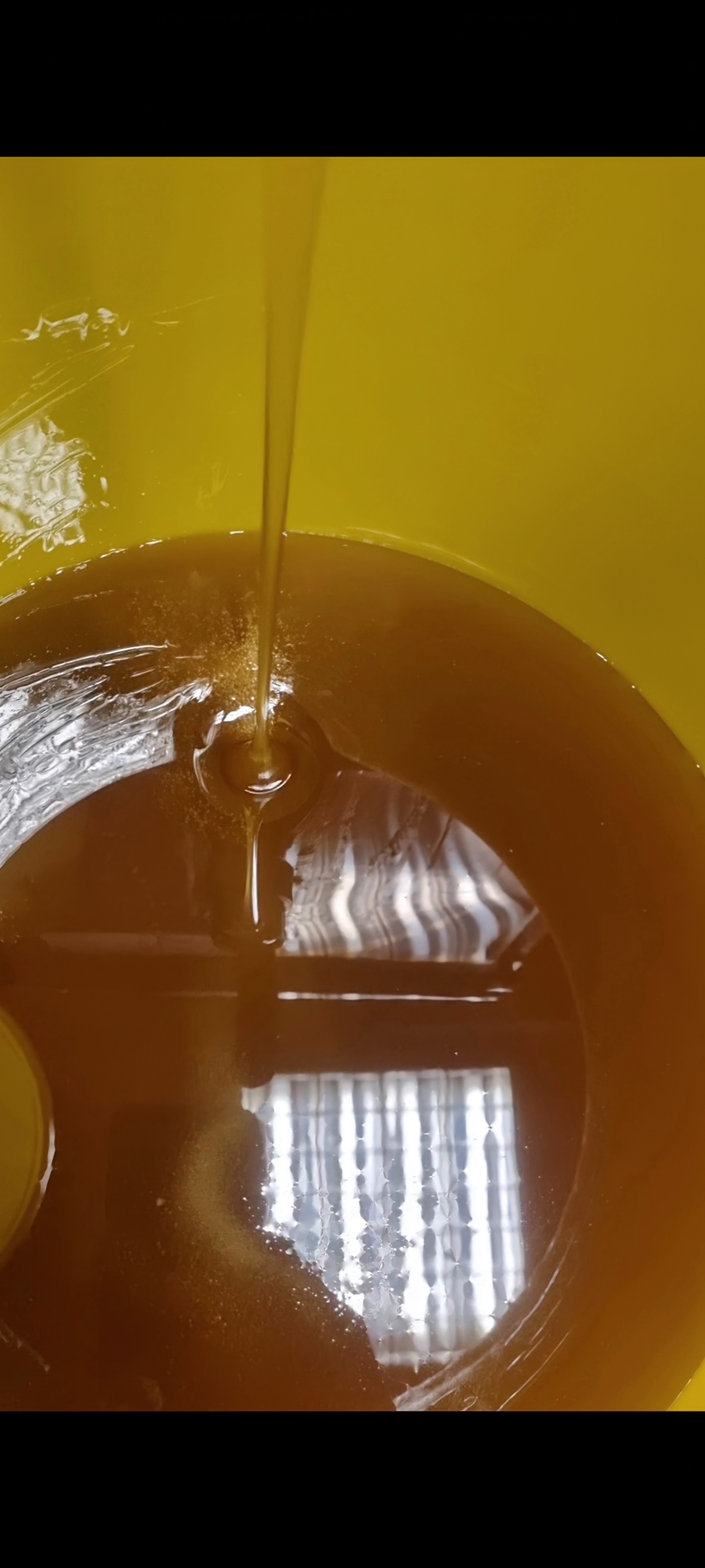 Sommerblütenhonig 2024 mit Analyse Dib Qualität Wassergehalt unter 17,5%