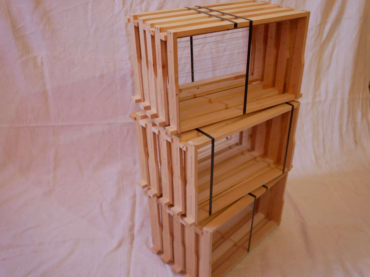 Zander Universal Vollzargen-Beute 420x490mm, mit 3 Vollzargen, inkl. 30 Rähmchen