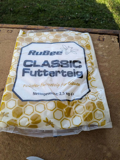 Entnahme Nasserreiter Verdunster für Ameisensäure Futterkontrolle Nachfütterung Bild 4