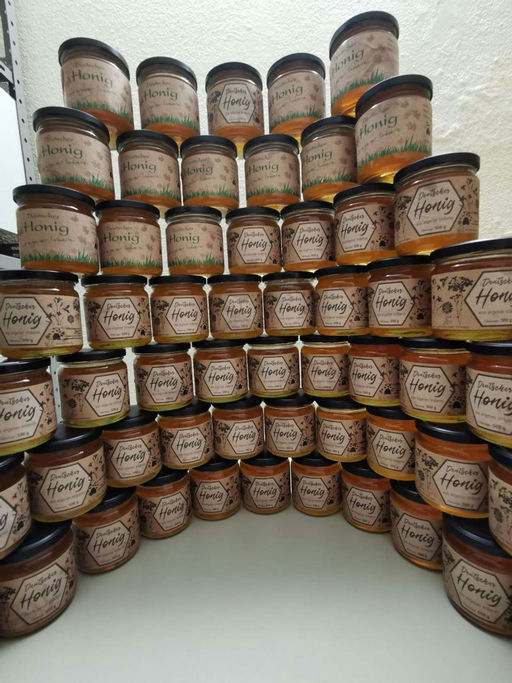 Honigernte nach der Lindenblüte