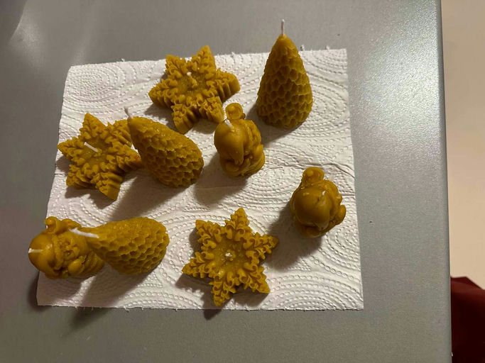 Erste selbstgemachte Weihnachtskerzen Bild 2