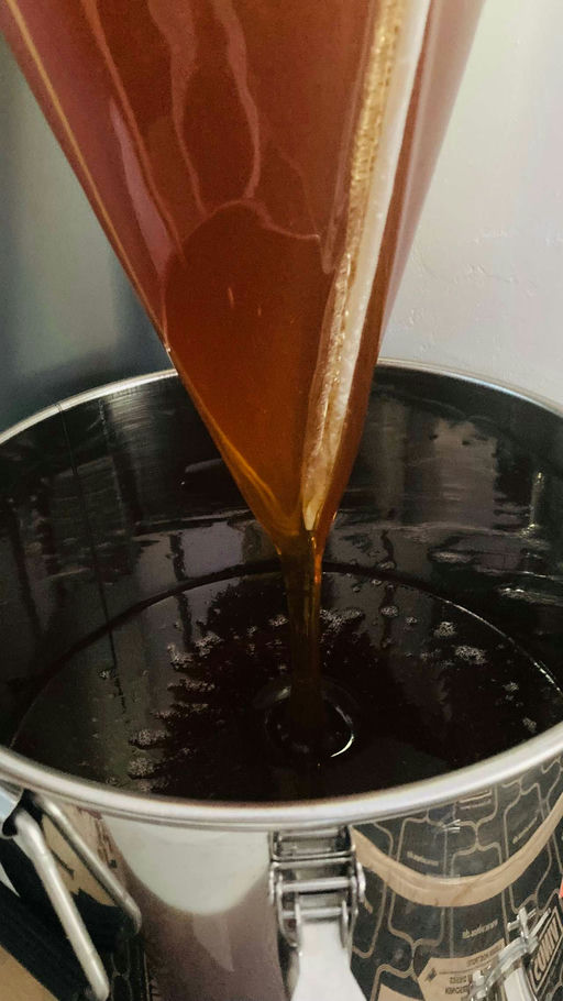 Juli - die zweite Honigernte läuft auch Hochtouren Bild 3