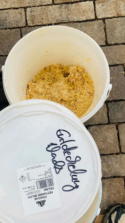 Winterarbeiten eines Imkers Bild 2