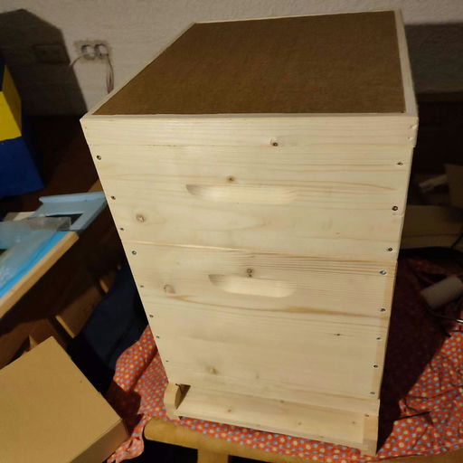 Es ist noch nicht Weihnachten aber das Paket muss ich aufmachen und nachschauen was alles drinenn ist Bild 1